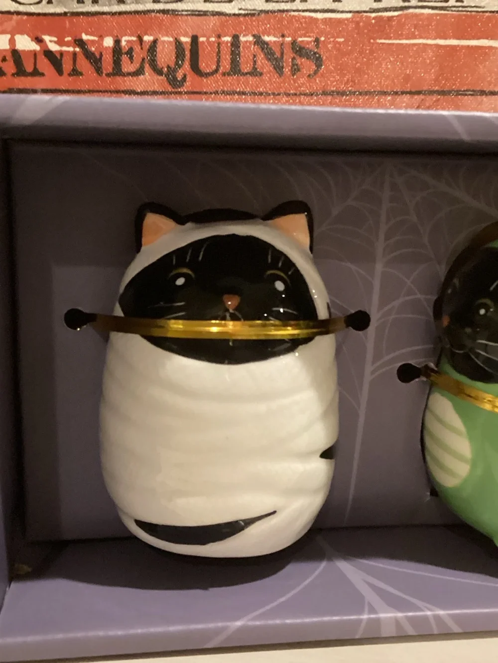 10 Strawberry Street Halloween Cat Salt & Pepper Shakers